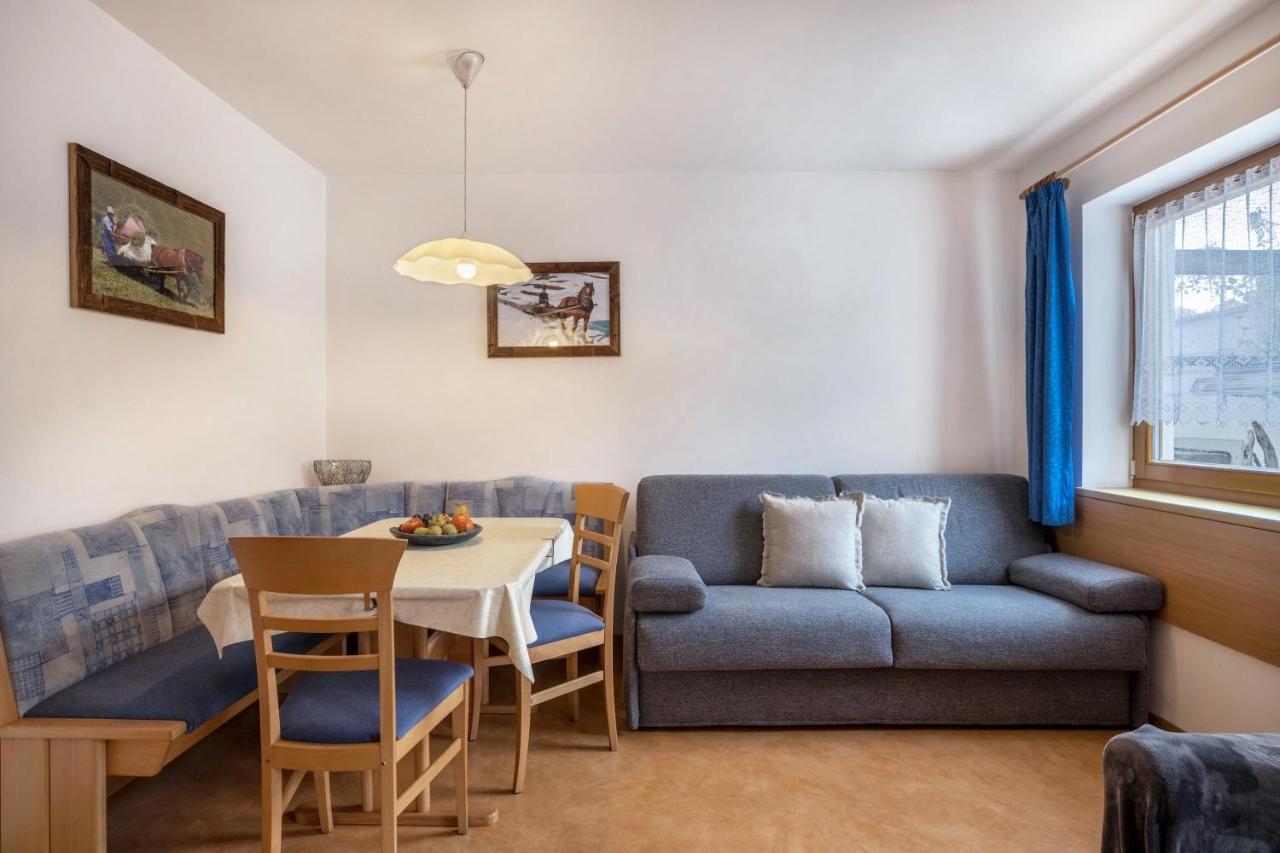 Haus Belodei - Apt B San Martino in Badia Exteriér fotografie
