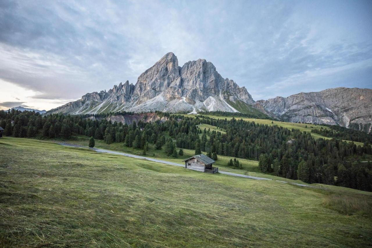 Haus Belodei - Apt B San Martino in Badia Exteriér fotografie